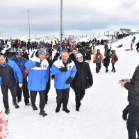 Zirve şenlikle ısındı  