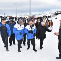 Zirve şenlikle ısındı  