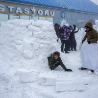 Zirve şenlikle ısındı  