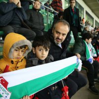 Başkan maçı Nusaybinli çocuklarla izledi 