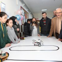 Bu otobüsün rotası: bilim 