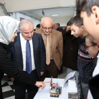 Bu otobüsün rotası: bilim 