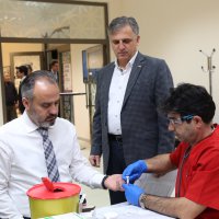 Büyükşehir’den Kızılay’a anlamlı destek 