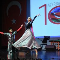Azerbaycan 100. yaşında 