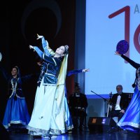 Azerbaycan 100. yaşında 