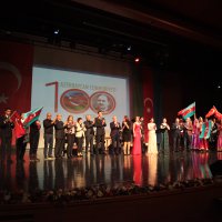 Azerbaycan 100. yaşında 