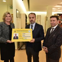 Setbaşı Kütüphanesi yenilenen yüzüyle hizmette 