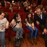 Başkan, çocuklarla ‘Beş Haylaz’ı izledi 