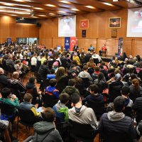 Milli Karateci Arapoğlu, gençlerle buluştu 