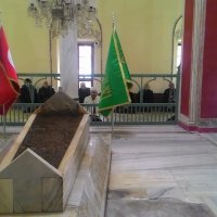 Sultan II. Murad Han dualarla anıldı 