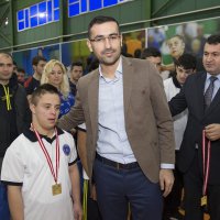 Özel sporcularla özel turnuva 