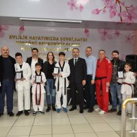 Uçan tekmelerin sertifikası Başkan Aktaş’tan 