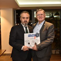 “Bursa’nın tarihini ve talihini değiştirmek istiyorum” 