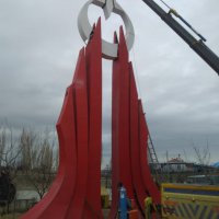 Görkemli meydanla şehitlere vefa 