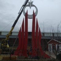 Görkemli meydanla şehitlere vefa 