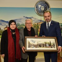 Asım'ın nesli salonlara sığmadı 