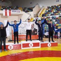 Güreşçilerden 7 madalya 