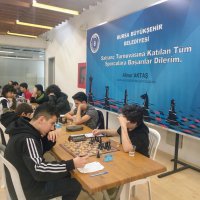 Satrancın kalbi Bursa’da atıyor 