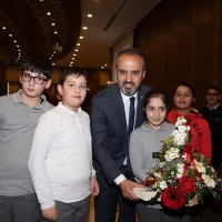 Büyükşehir’de renkli meclis  