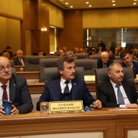 Büyükşehir’de renkli meclis  