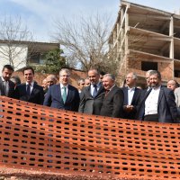  Kestel’e modern otopark ve pazar alanı 