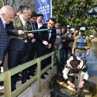 Başkan, sevgiye olta attı 