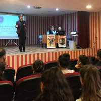 Öğrencilere bilinçli tüketici eğitimi 