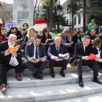 “Okumak Değiştirir” 