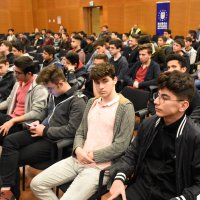 Şampiyon ‘kaptan’ gençlerle buluştu 