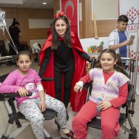 Hasta çocuklara iki ölçek masal 