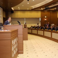 Meclis işe seçim trafiğiyle başladı 