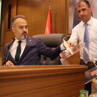 Meclis işe seçim trafiğiyle başladı 