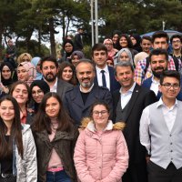 ‘Merhametli Liseliler’ ödüllendirildi 