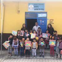 Kütüphane çocukların ayağına geldi 