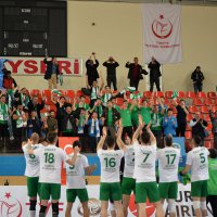 Bursa Büyükşehir ‘Efeler Ligi’nde 