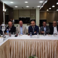 Efelerden yemekli veda 