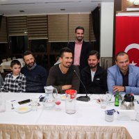 Efelerden yemekli veda 