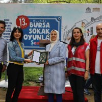 Bursa’da ‘sokak oyunları’ coşkusu 