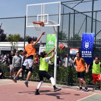 Bursa’nın en geniş katılımlı sokak basketbolu turnuvası 
