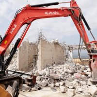 Tower Plaza’da yıkım devam ediyor 