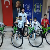 Şampiyonlar ödülünü aldı 