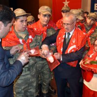 Engelli gençlere asker kınası yakıldı 