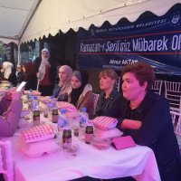 Mostar'da Büyükşehir ile iftar bereketi   