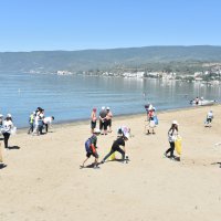 Gönüllü çevrecilerle sahil temizliği 