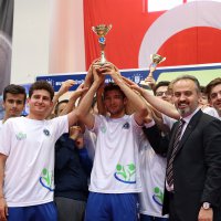 Okul sporlarına coşkulu final  