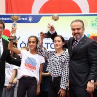 Okul sporlarına coşkulu final  