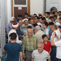 Camiler doldu taştı 