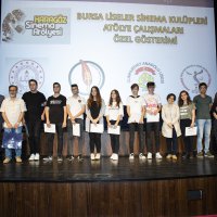 Genç sinemacılara tam not 