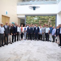 Bursa’ya hizmetin siyaseti yok 