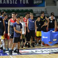 Basketbol seçmelerine yoğun katılım 